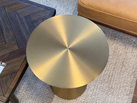 Xander Side Table (Matte)