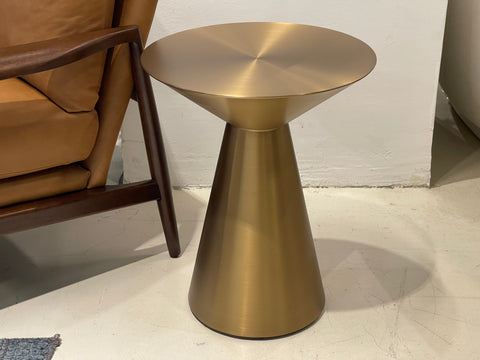 Xander Side Table (Matte)