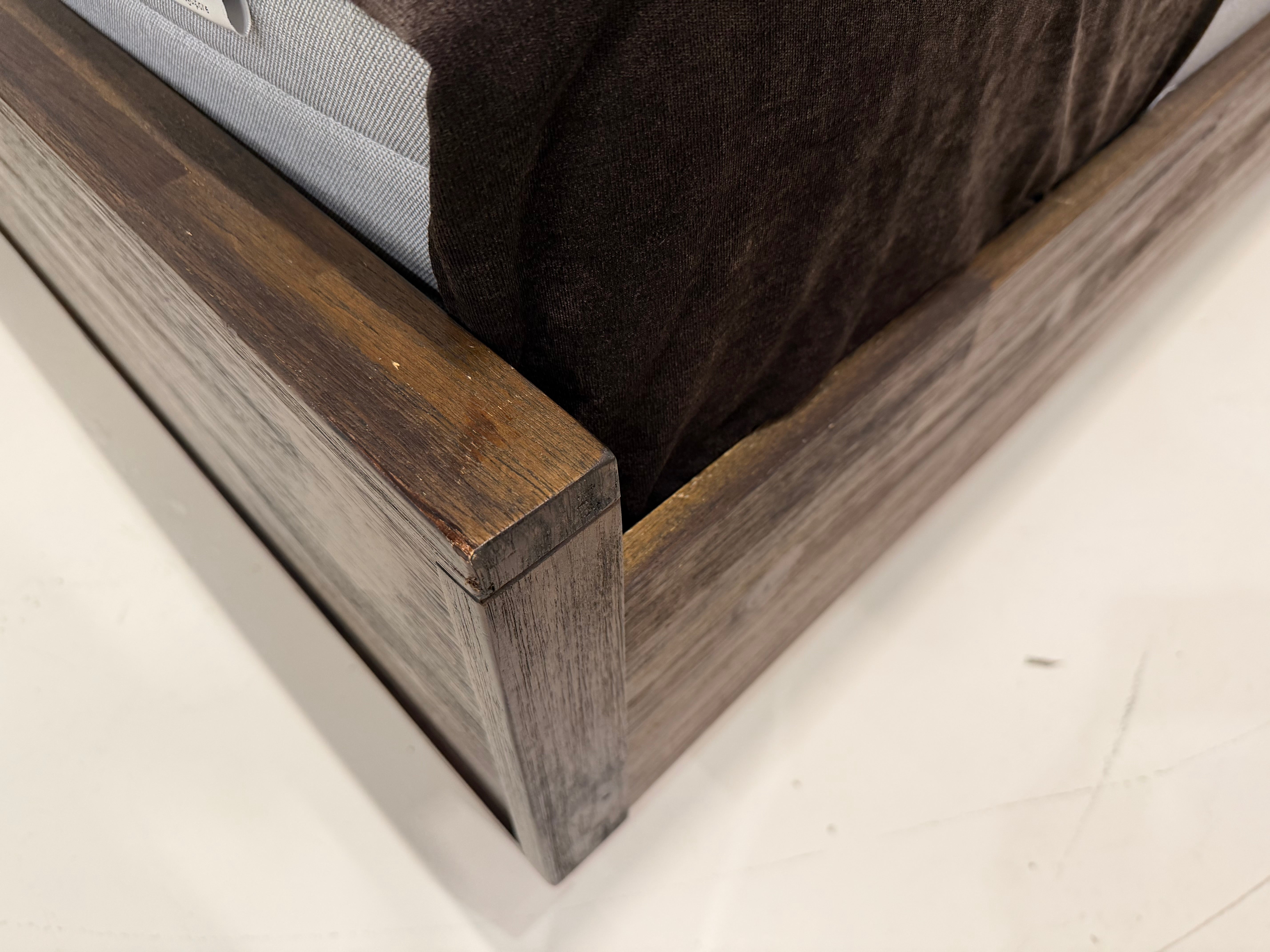 Austin Wood Bed Frame, Queen