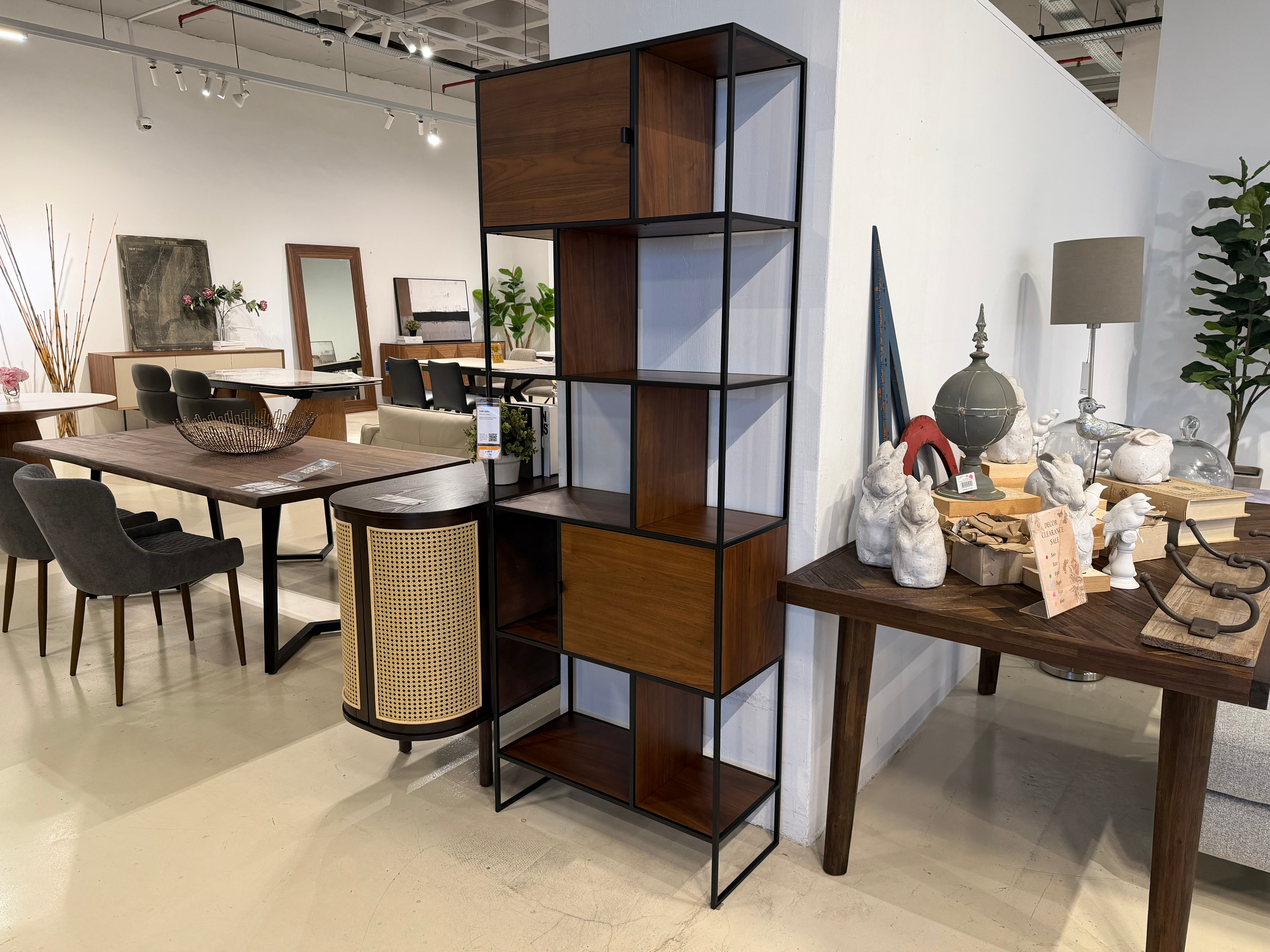 Flint Wood Shelf, Walnut
