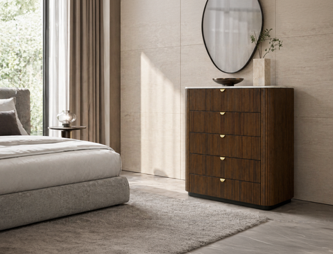 Lincoln Wood 5-Drawer Dresser