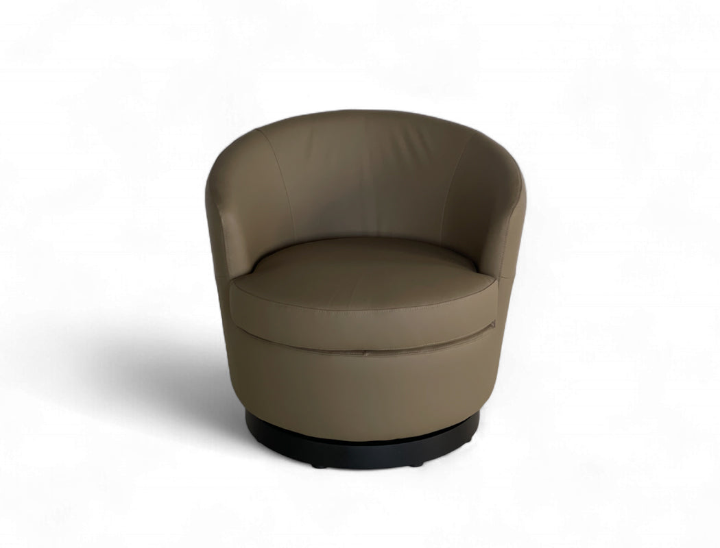 Vienna Swivel Armchair (Top Grain Leather)